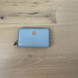 michael kors wallet